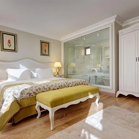 Arena - Special Class Hotel