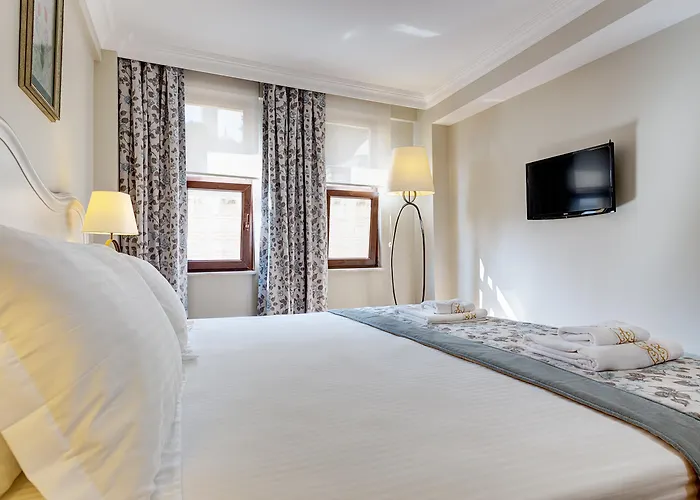 Arena - Special Class Hotel